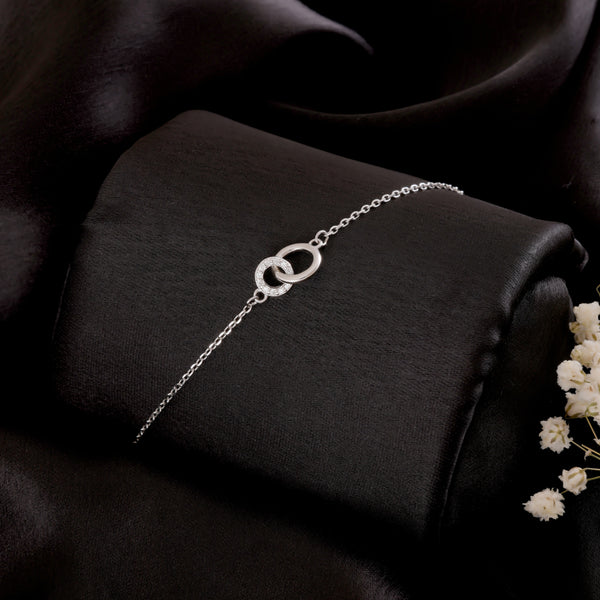 Sparkling Circle Chain Silver Chain Bracelet