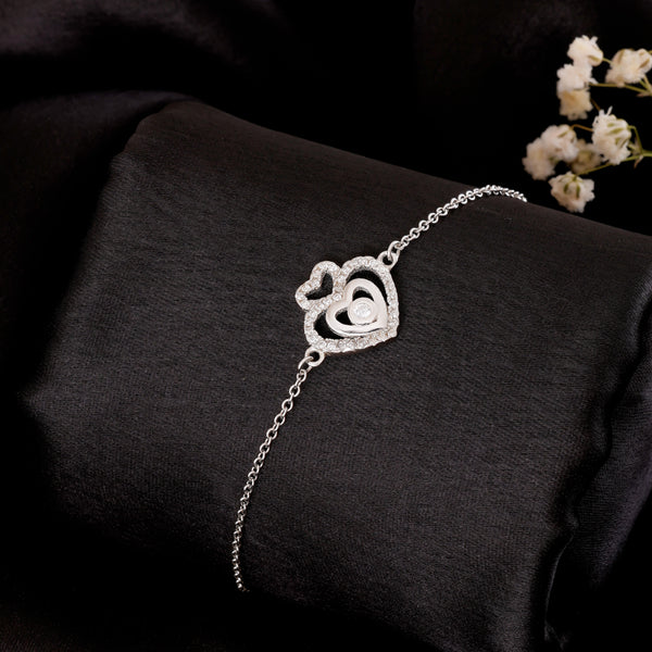 Queens Heart Solitaire Silver Bracelet