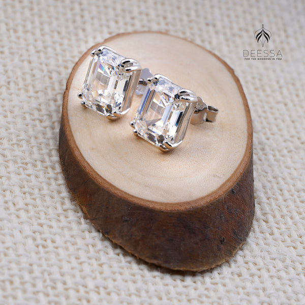 Shiny Crystal Shape Silver Stud Earring