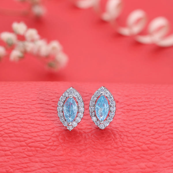 Shiny Tear drop Shape Silver Stud Earring