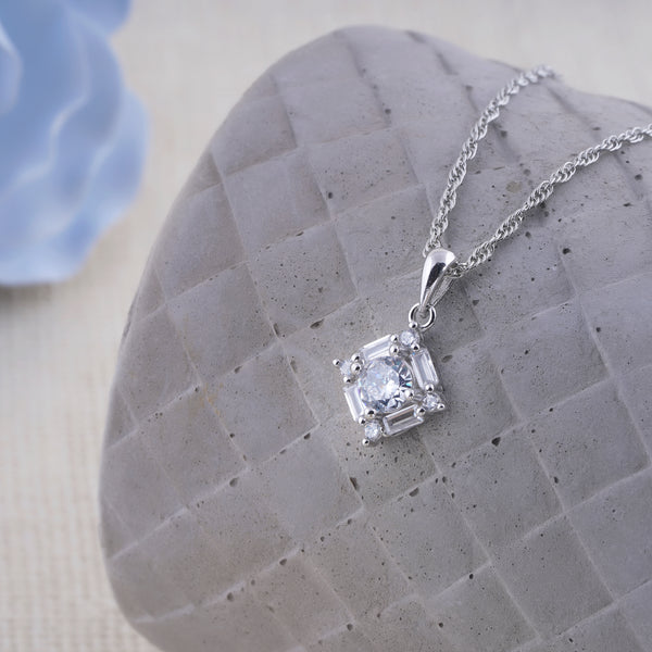 Sterling Silver Square Solitare Necklace Pendant (Silver Colour)